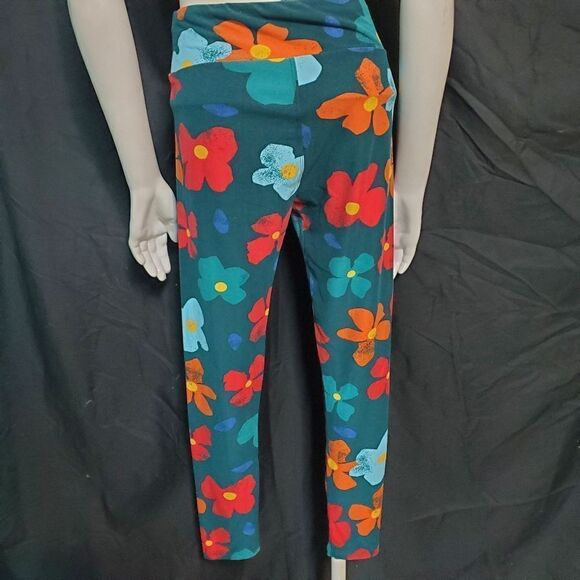 LuLaRoe Green Floral Leggings (OS) - Picture 6 of 6
